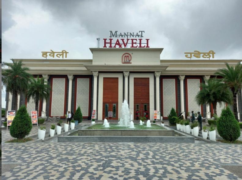 Mannat Haveli Otel Kurukshetra Dış mekan fotoğraf